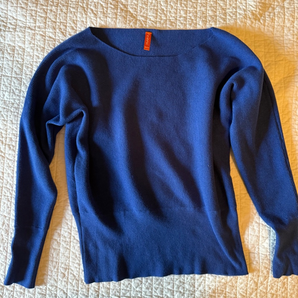 Feiersi Royal Blue Crew Neck Sweater